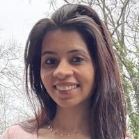 Varsha Relwani Headshot