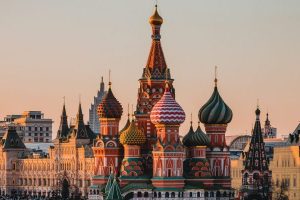 how hard is learning russian