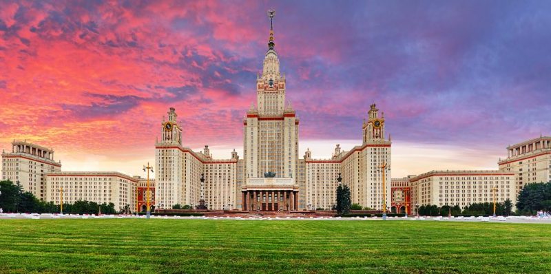 how long does it take to learn russian